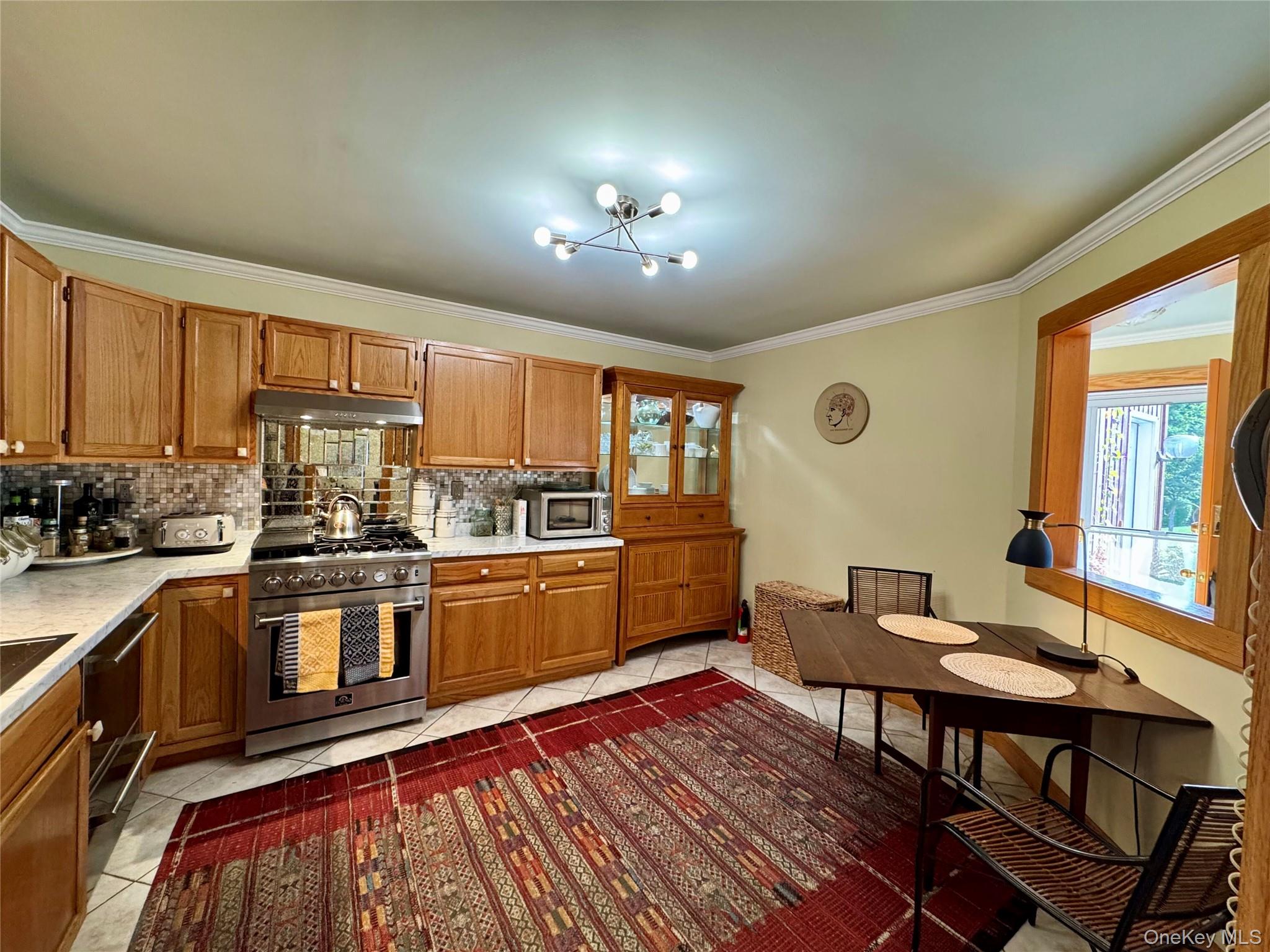 172 Swan Lane, Poughkeepsie, NY 12603