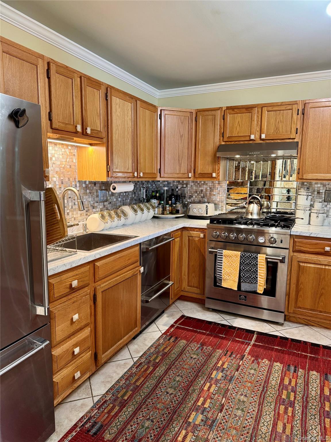 172 Swan Lane, Poughkeepsie, NY 12603