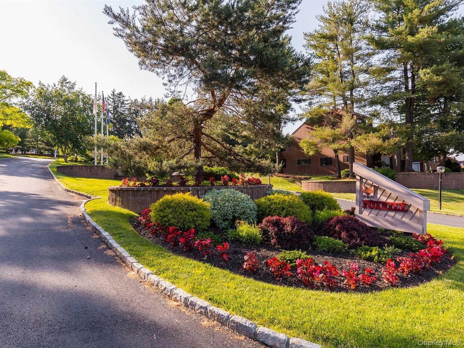 172 Swan Lane, Poughkeepsie, NY 12603