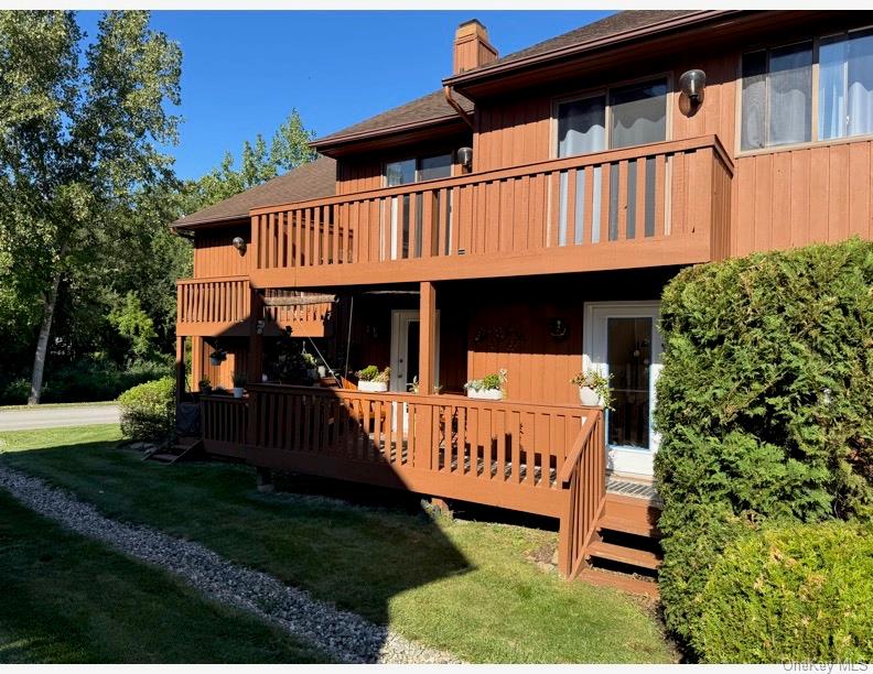 172 Swan Lane, Poughkeepsie, NY 12603