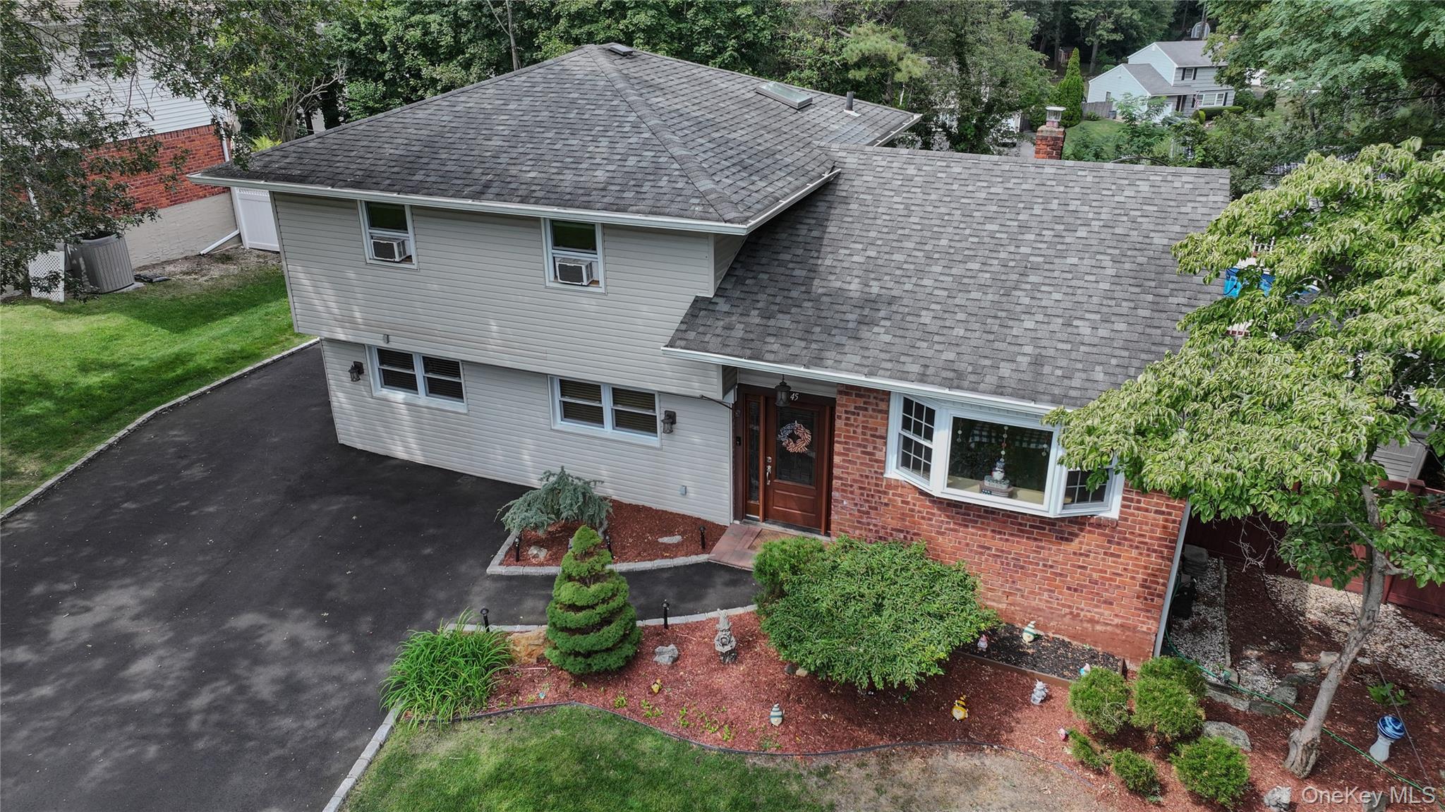 45 Harvard Lane, Commack, NY 11725