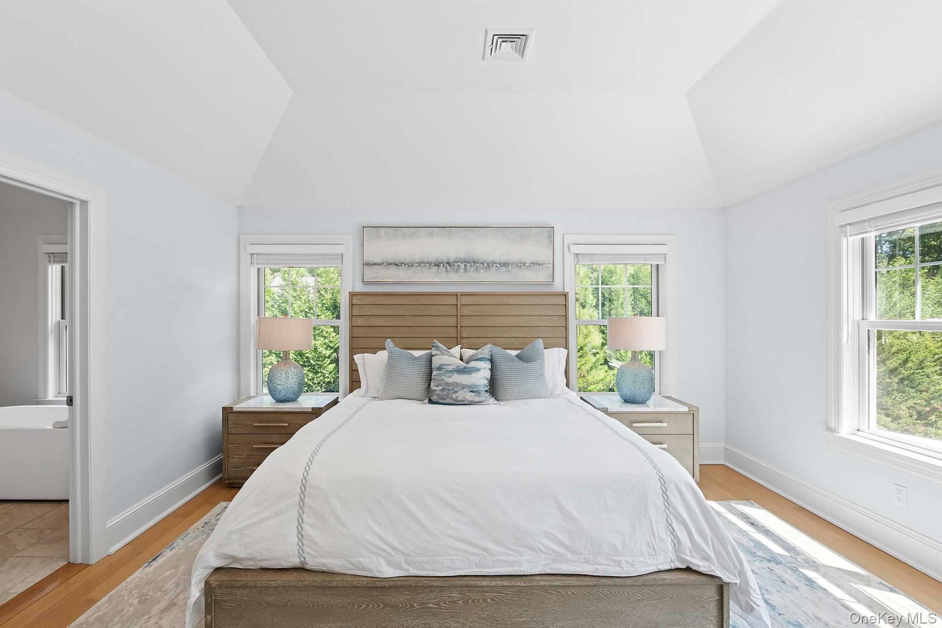 55 Whooping Hollow Road, East Hampton, NY 11937