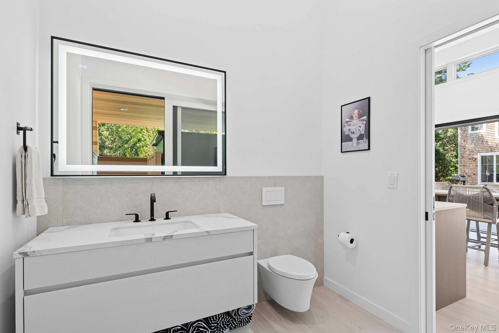 55 Whooping Hollow Road, East Hampton, NY 11937