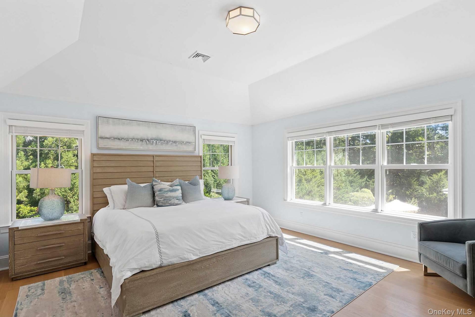 55 Whooping Hollow Road, East Hampton, NY 11937