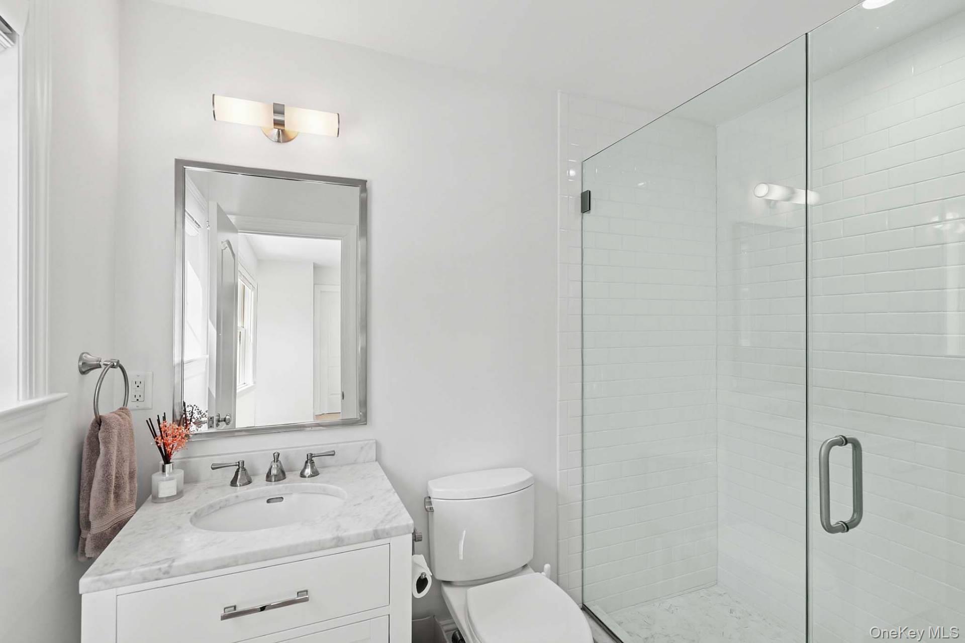 55 Whooping Hollow Road, East Hampton, NY 11937