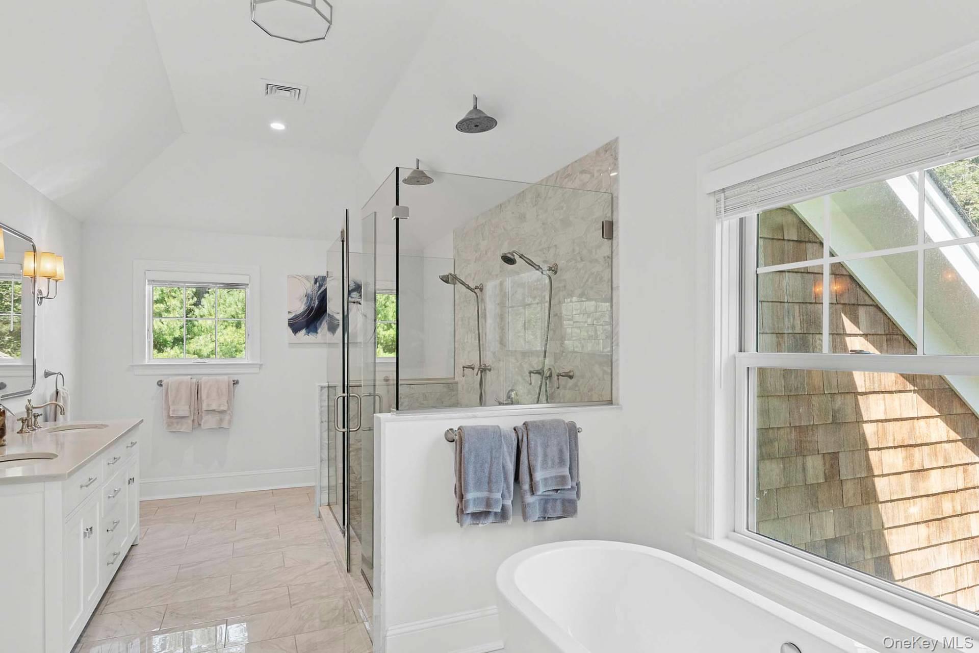 55 Whooping Hollow Road, East Hampton, NY 11937