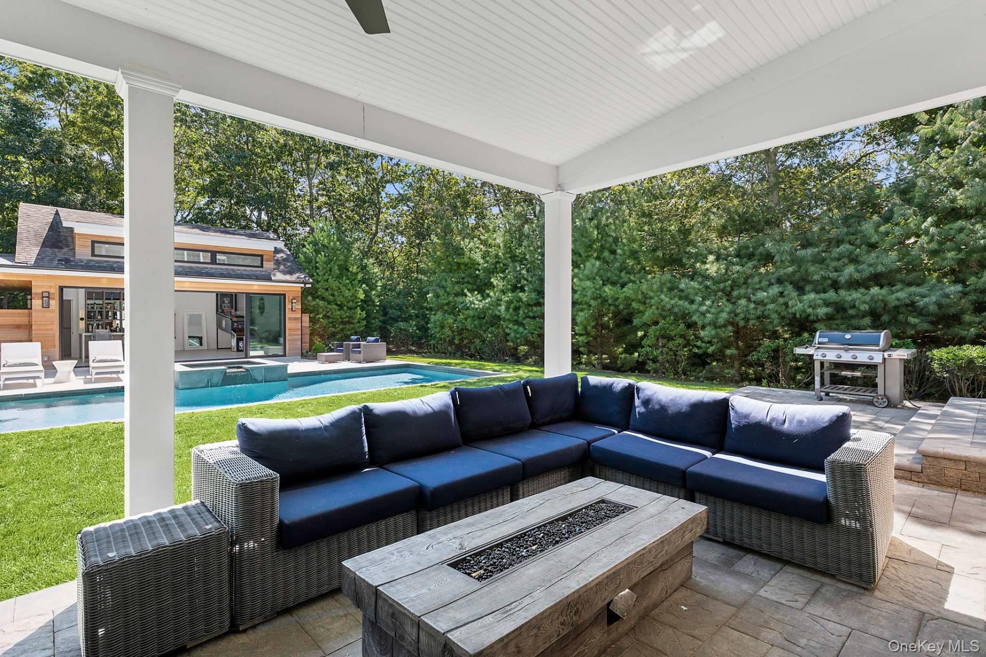 55 Whooping Hollow Road, East Hampton, NY 11937