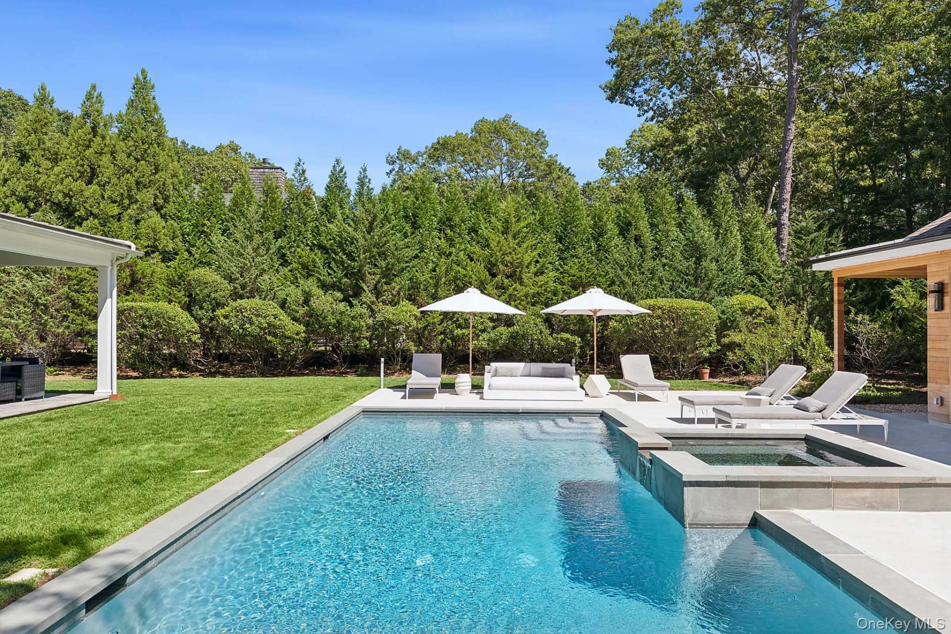 55 Whooping Hollow Road, East Hampton, NY 11937