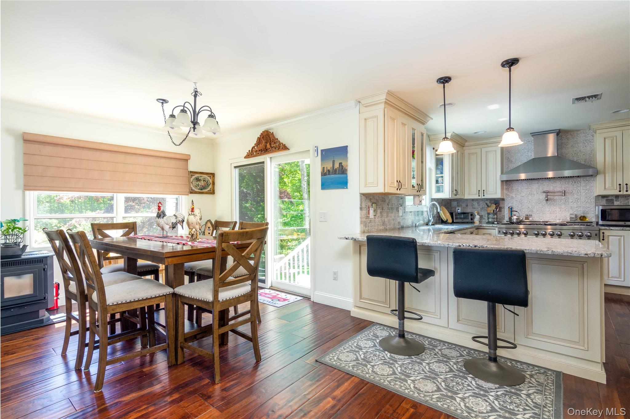 396 Eastport Manor Road, Manorville, NY 11949