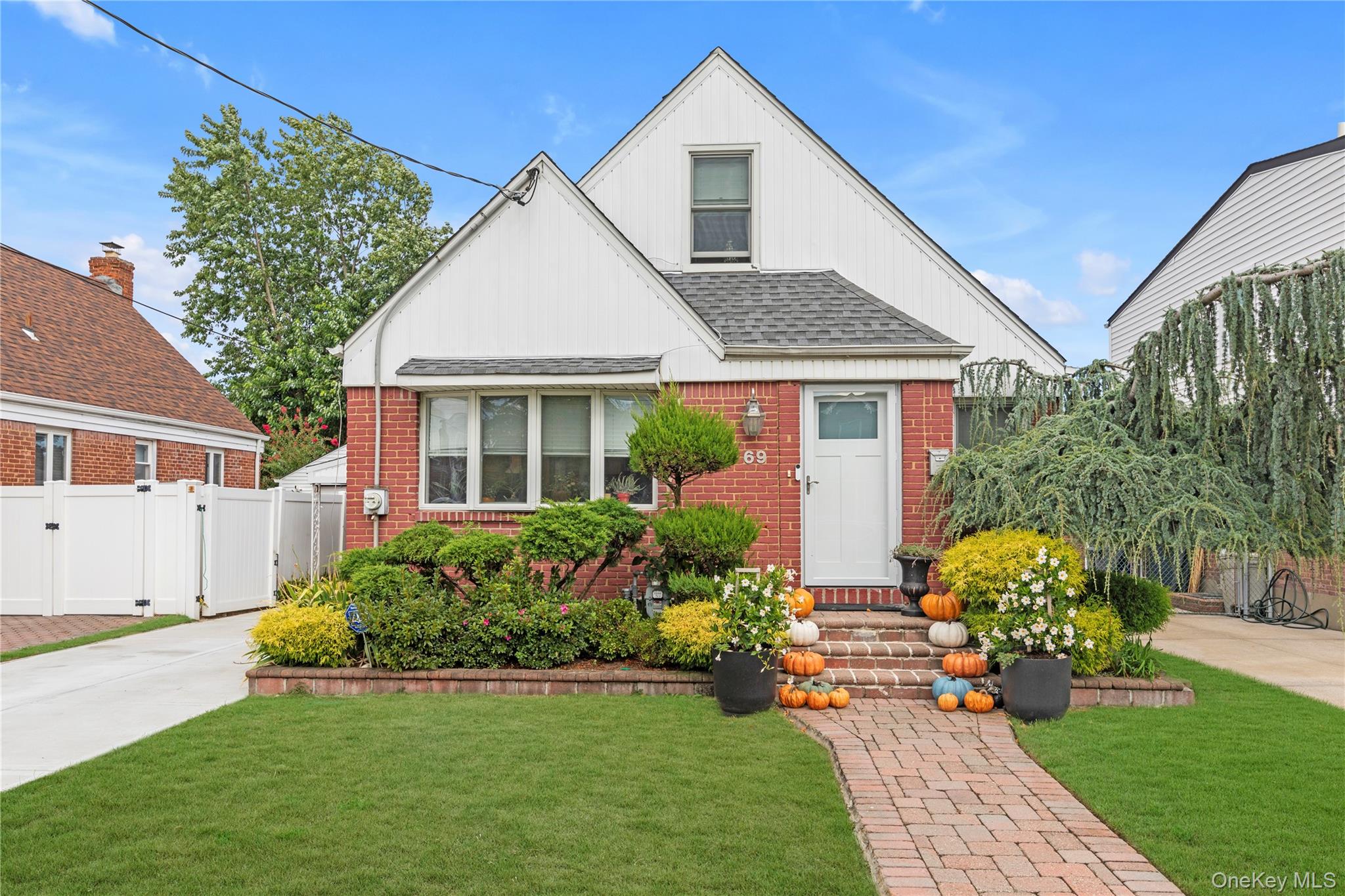 69 Lamberson Street, Valley Stream, NY 11580