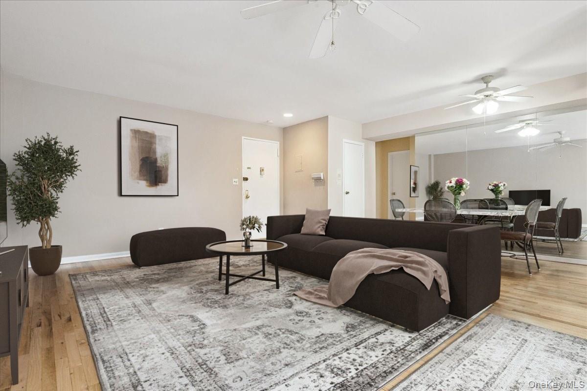 2 Fowler Avenue # 206, Lynbrook, NY 11563