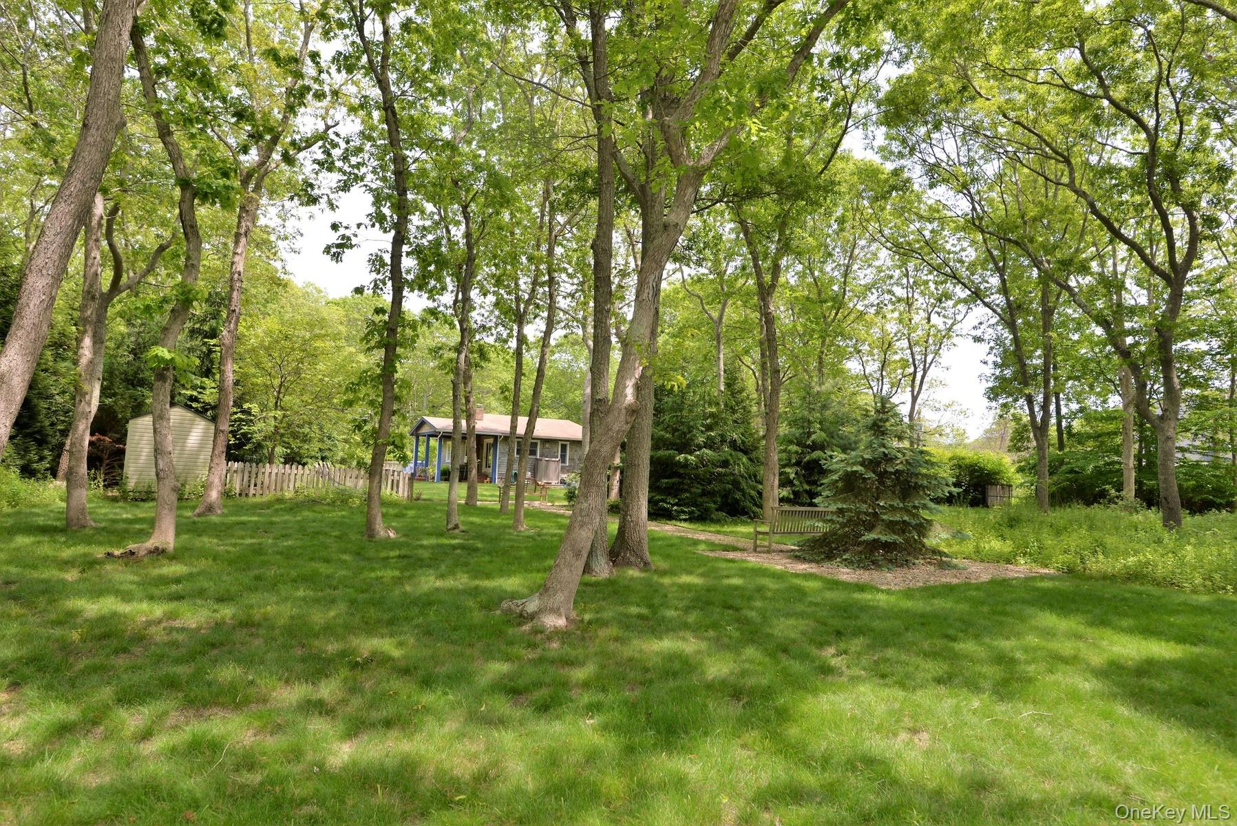 11 West Drive, East Hampton, NY 11937