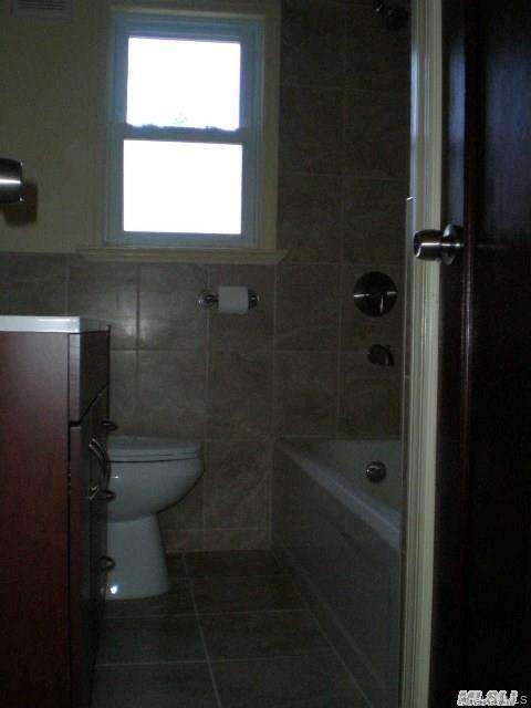 26 Parkside Road, West Hempstead, NY 11552