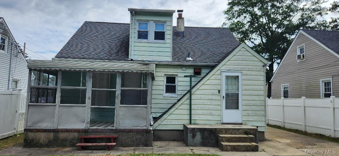 26 Parkside Road, West Hempstead, NY 11552