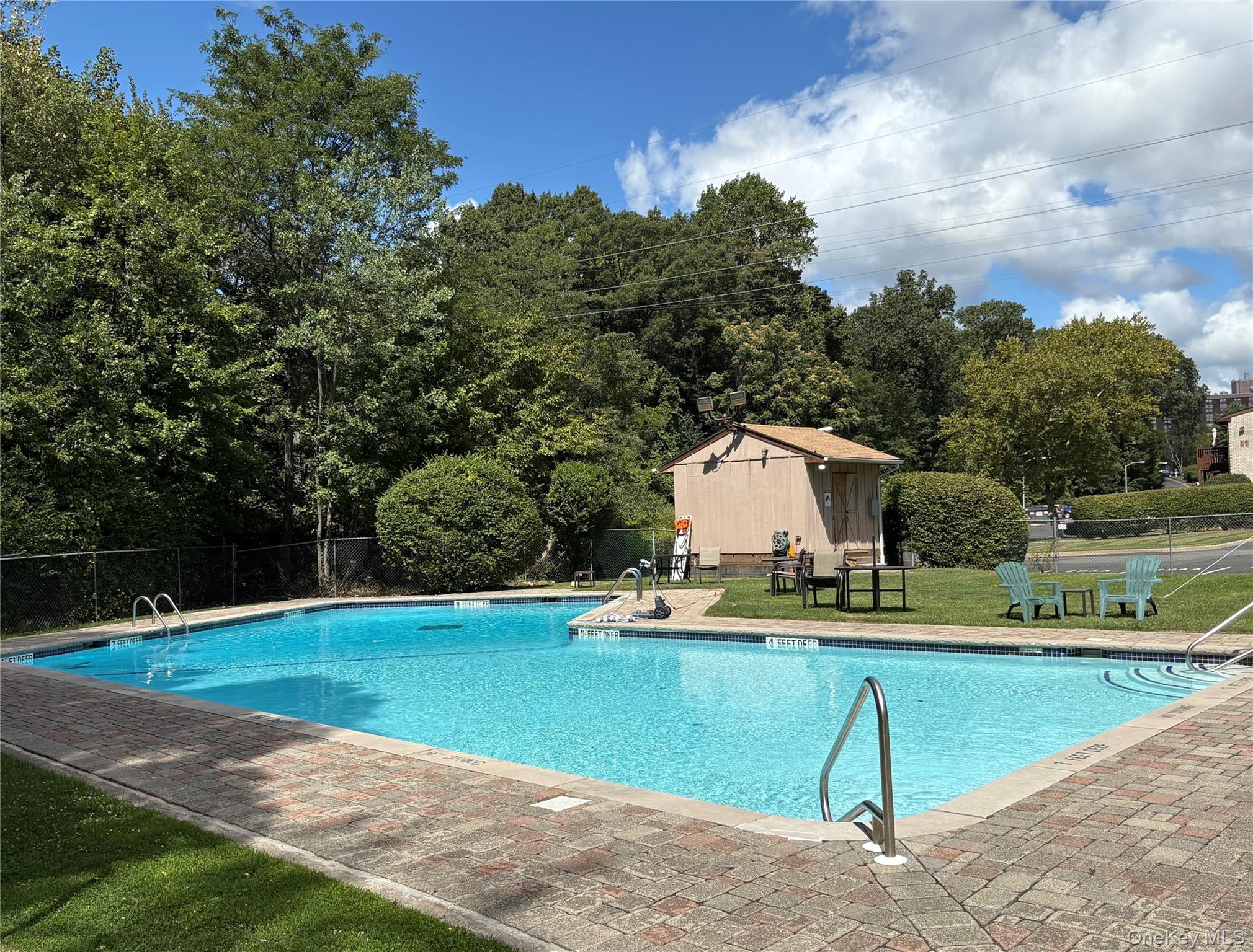 8 Secora Road # J-16, Monsey, NY 10952