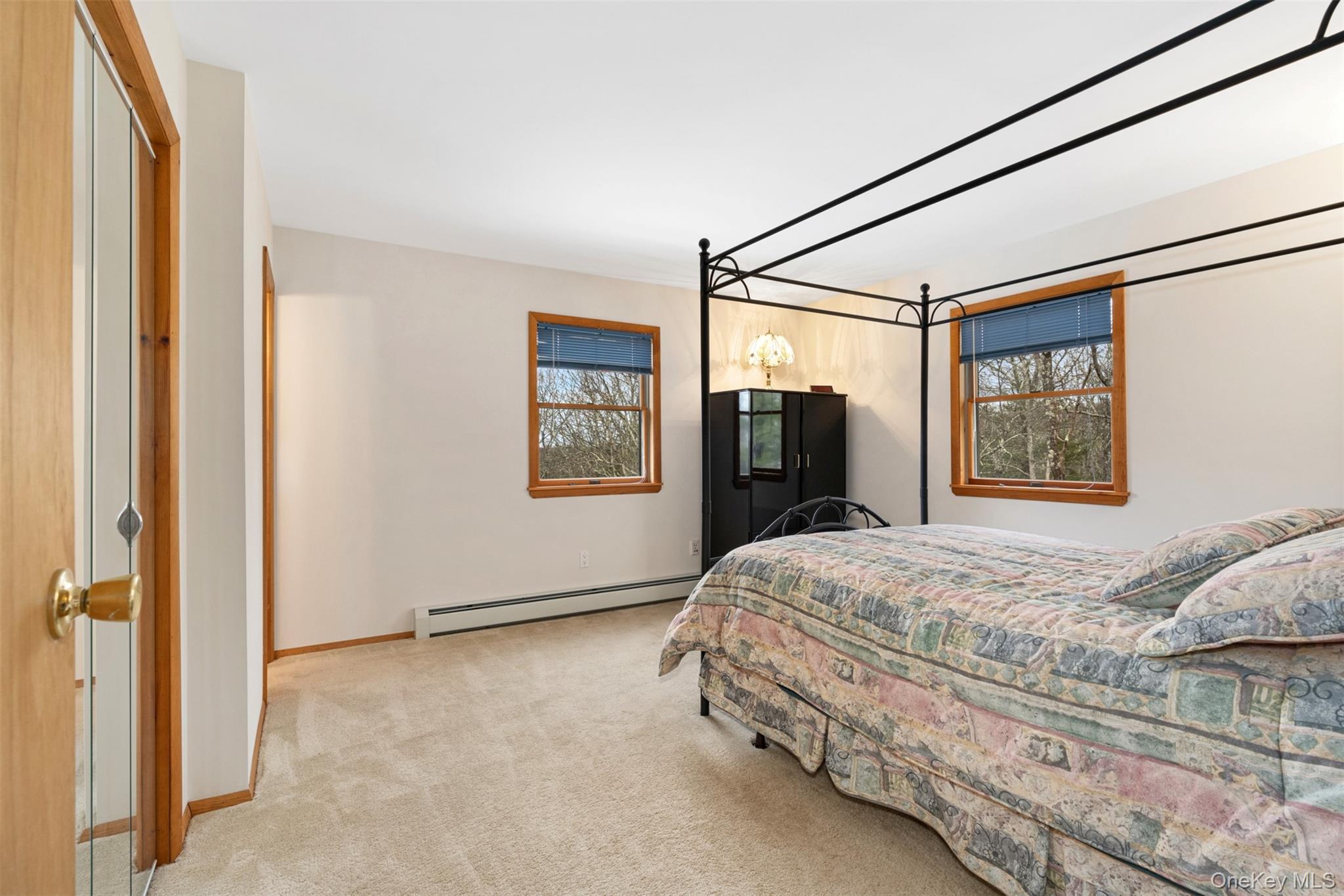 128 Split Rock Drive, Barryville, NY 12719