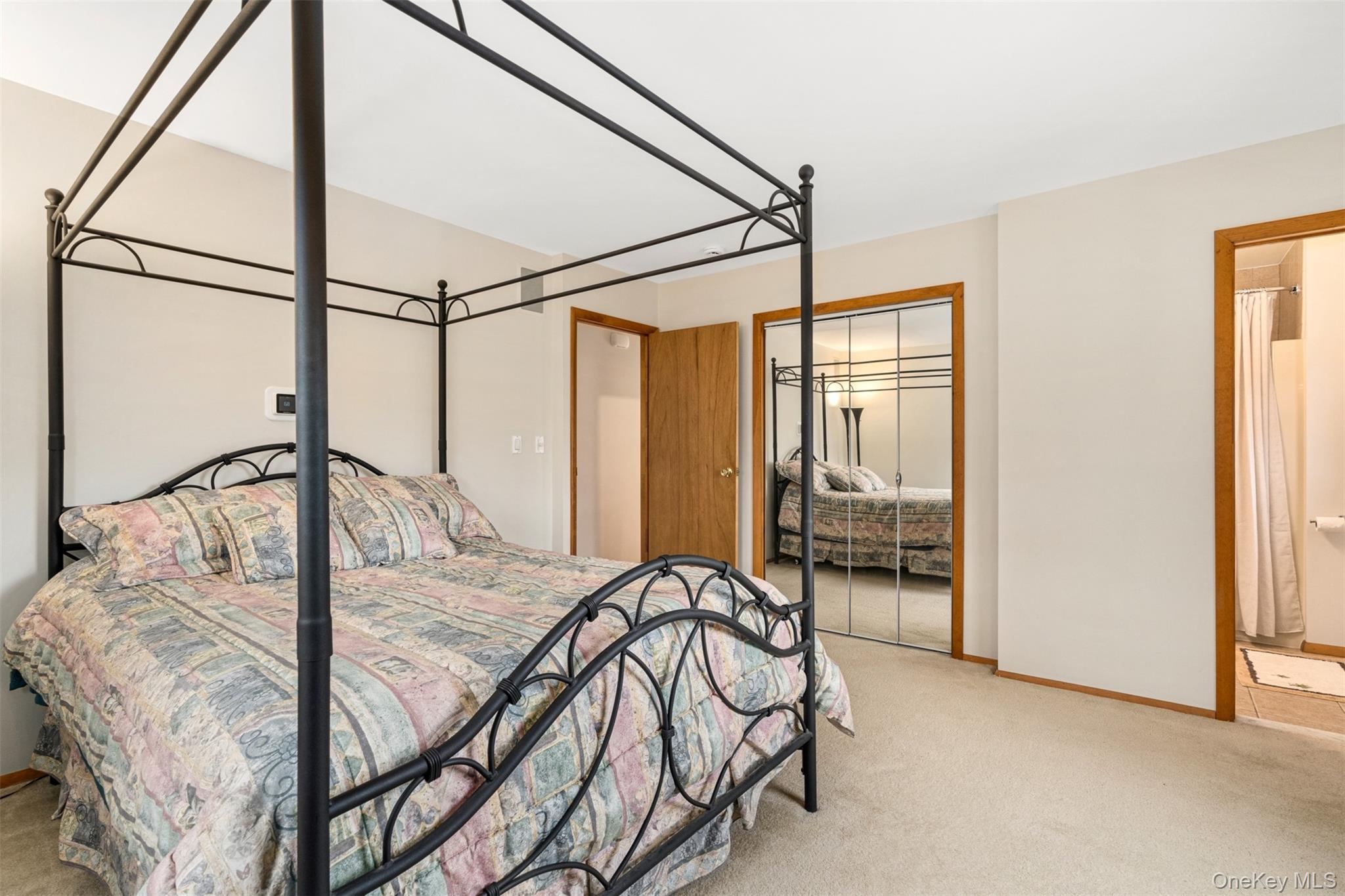 128 Split Rock Drive, Barryville, NY 12719