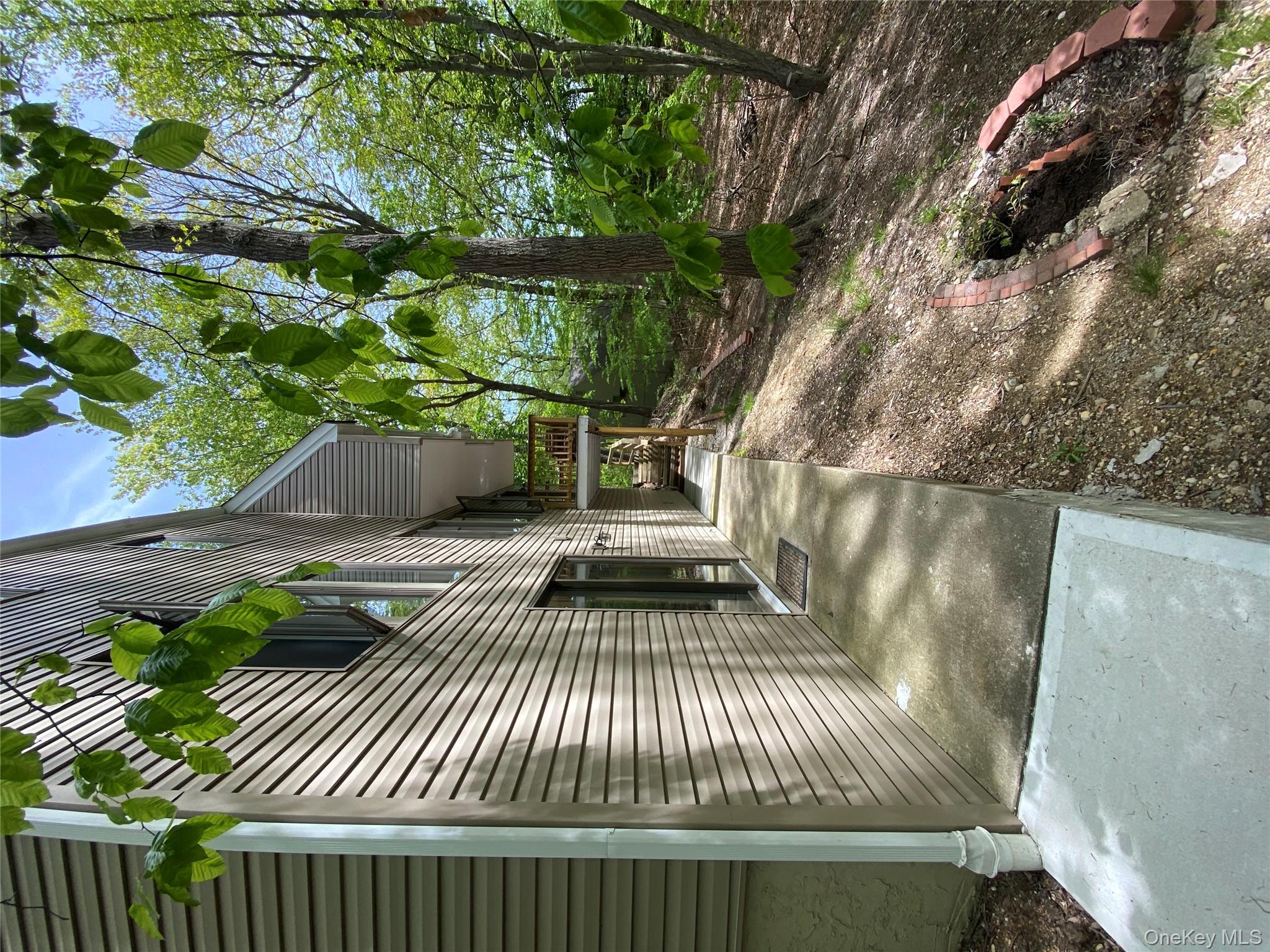 64 HOLLOW ROAD Hollow, Stony Brook, NY 11790