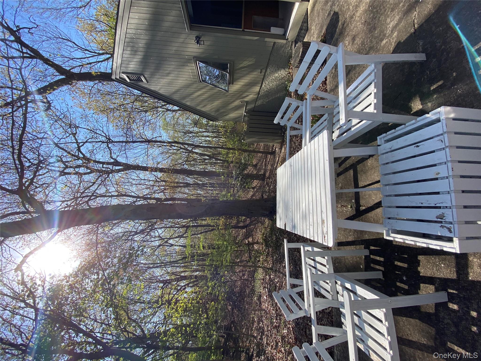 64 HOLLOW ROAD Hollow, Stony Brook, NY 11790