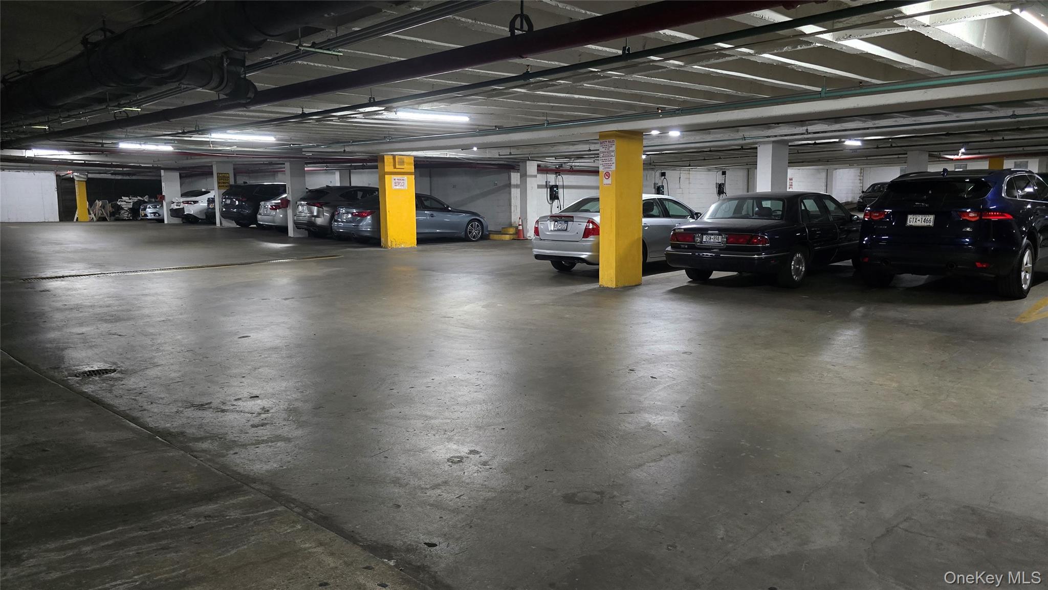 175-20 Wexford Terrace # 3S, Jamaica Estates, NY 11432