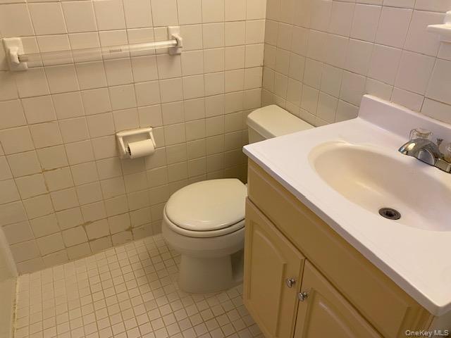 264-65 Langston Avenue # GV133E10-2, Glen Oaks, NY 11004