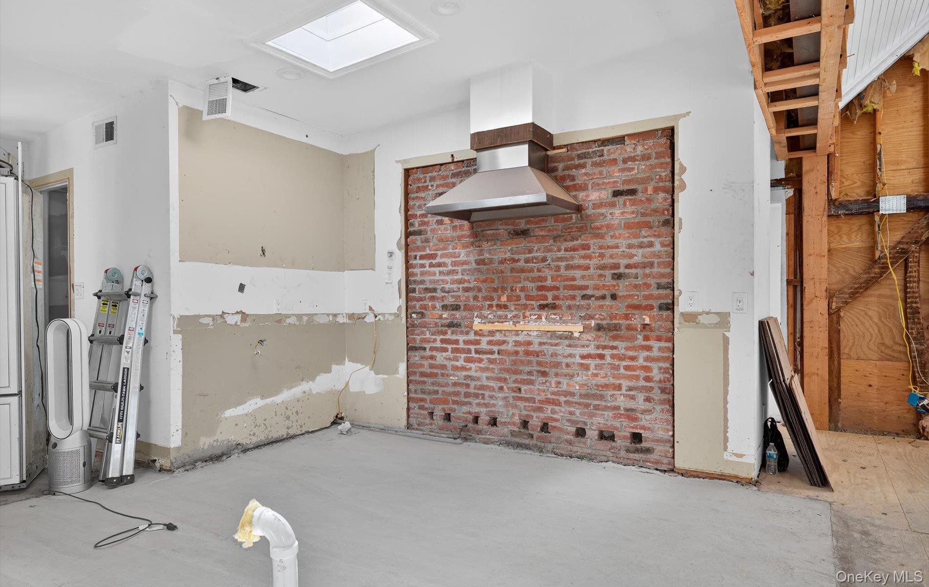 200 Woodbine Avenue, Northport, NY 11768