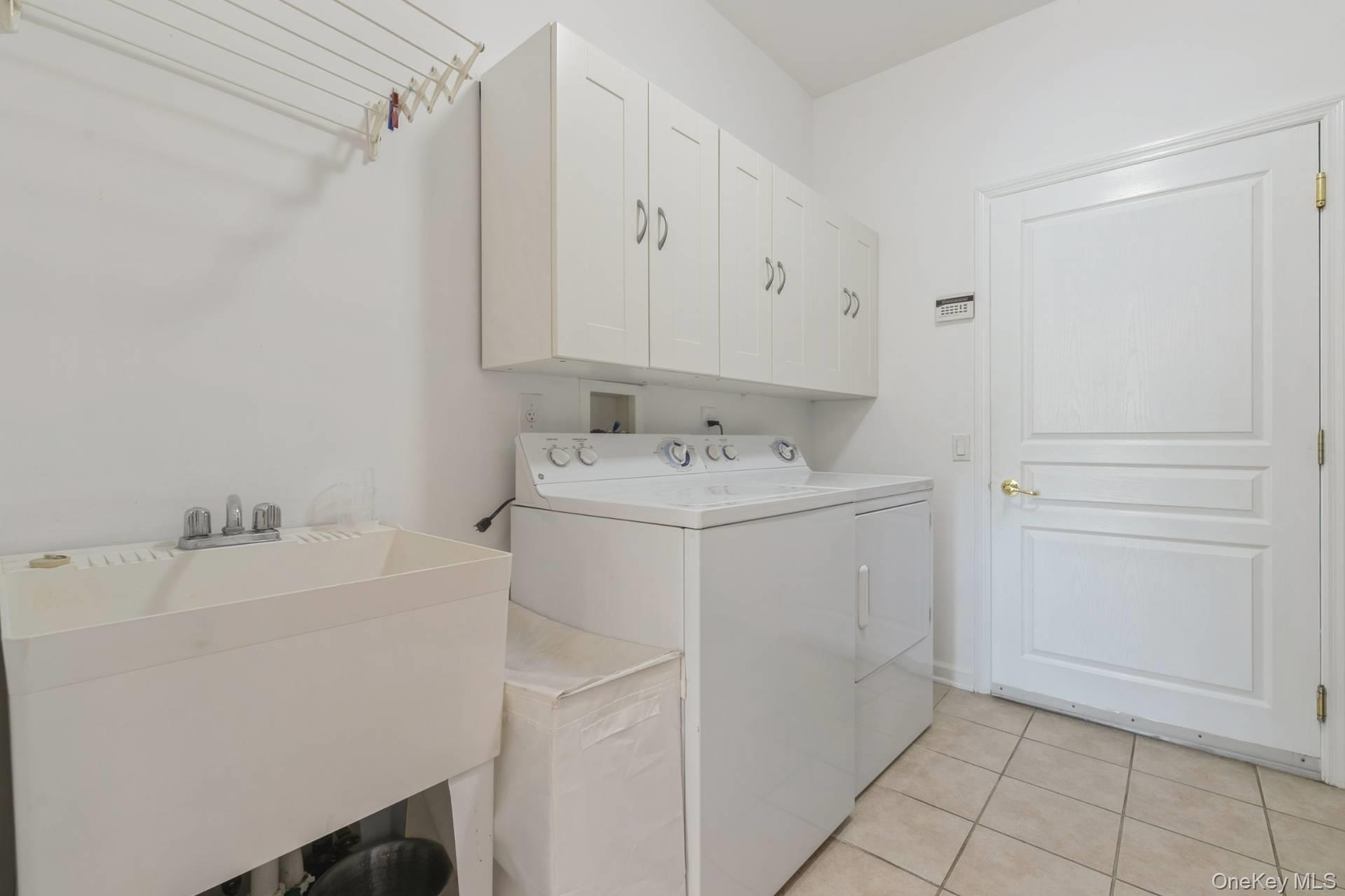 112 Ashley Drive, Westhampton, NY 11977