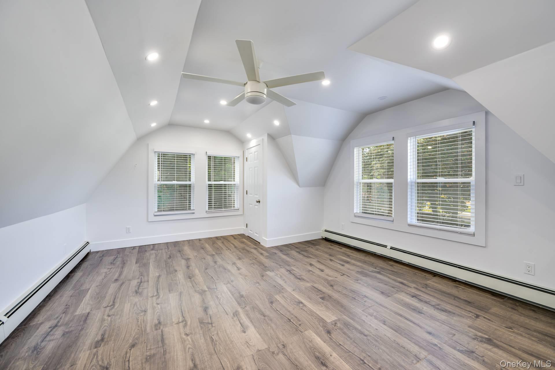 53 Foster Avenue, Hampton Bays, NY 11946