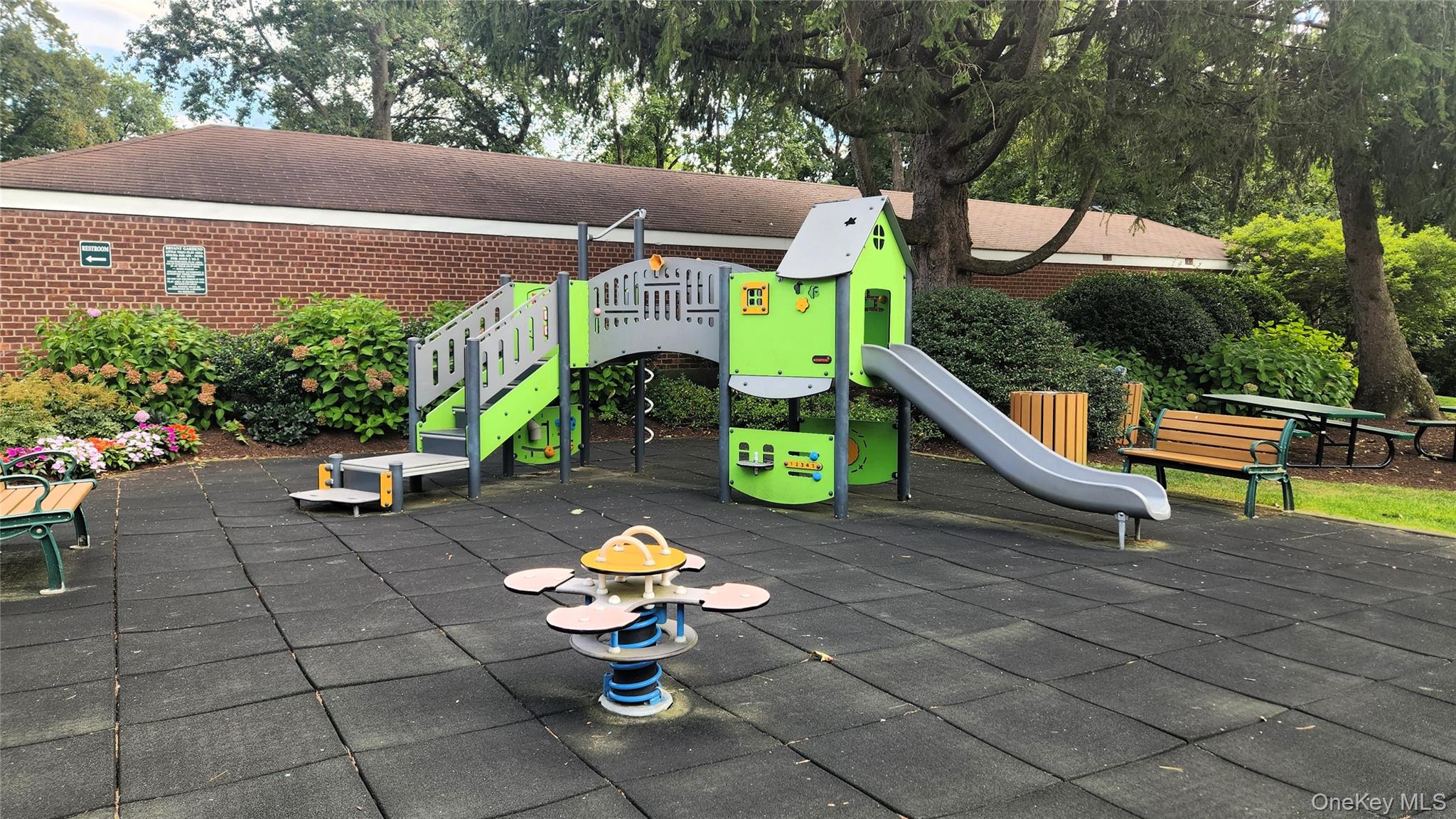 5 Bryant Crescent # 2F, White Plains, NY 10605