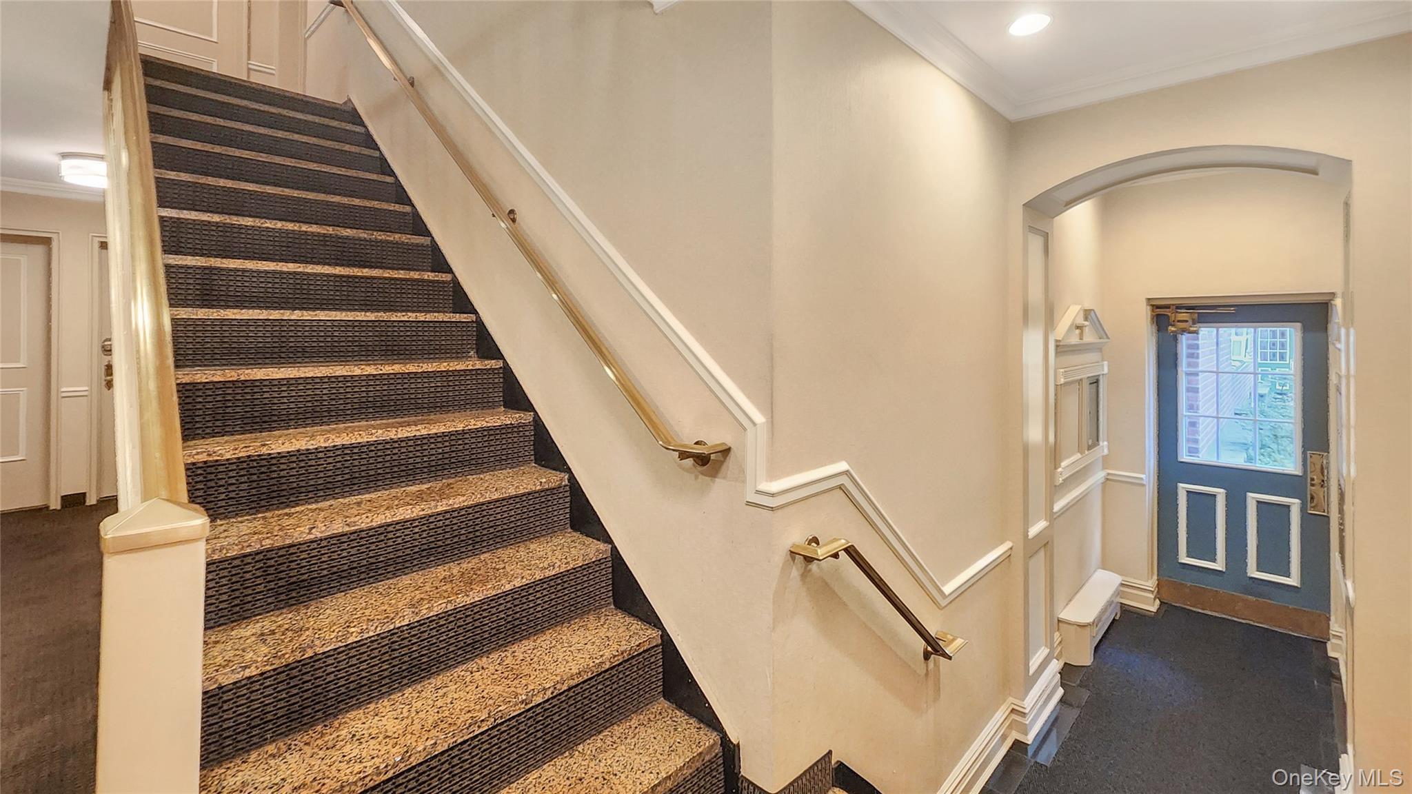 5 Bryant Crescent # 2F, White Plains, NY 10605