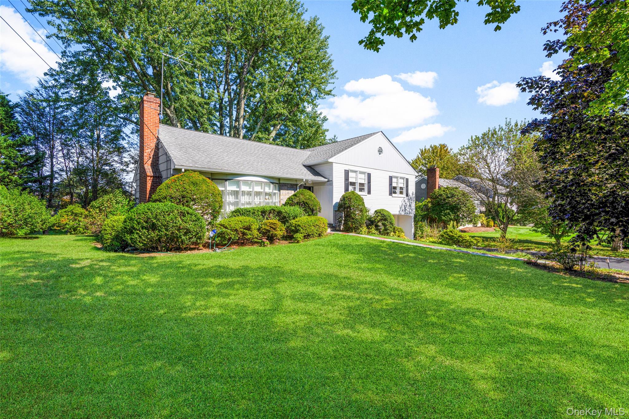 28 Durham Road, White Plains, NY 10605