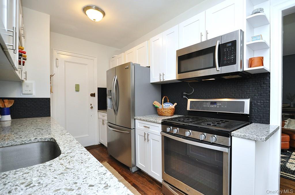 209 Garth Road # 2B, Scarsdale, NY 10583