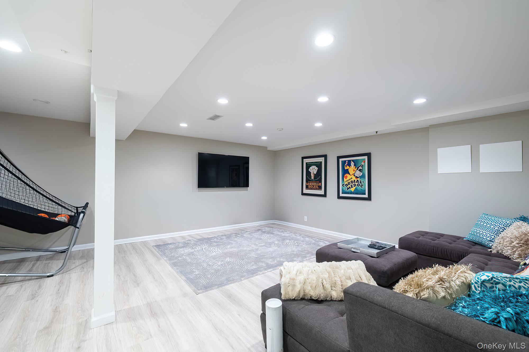 53 Country Ridge Drive, Rye Brook, NY 10573