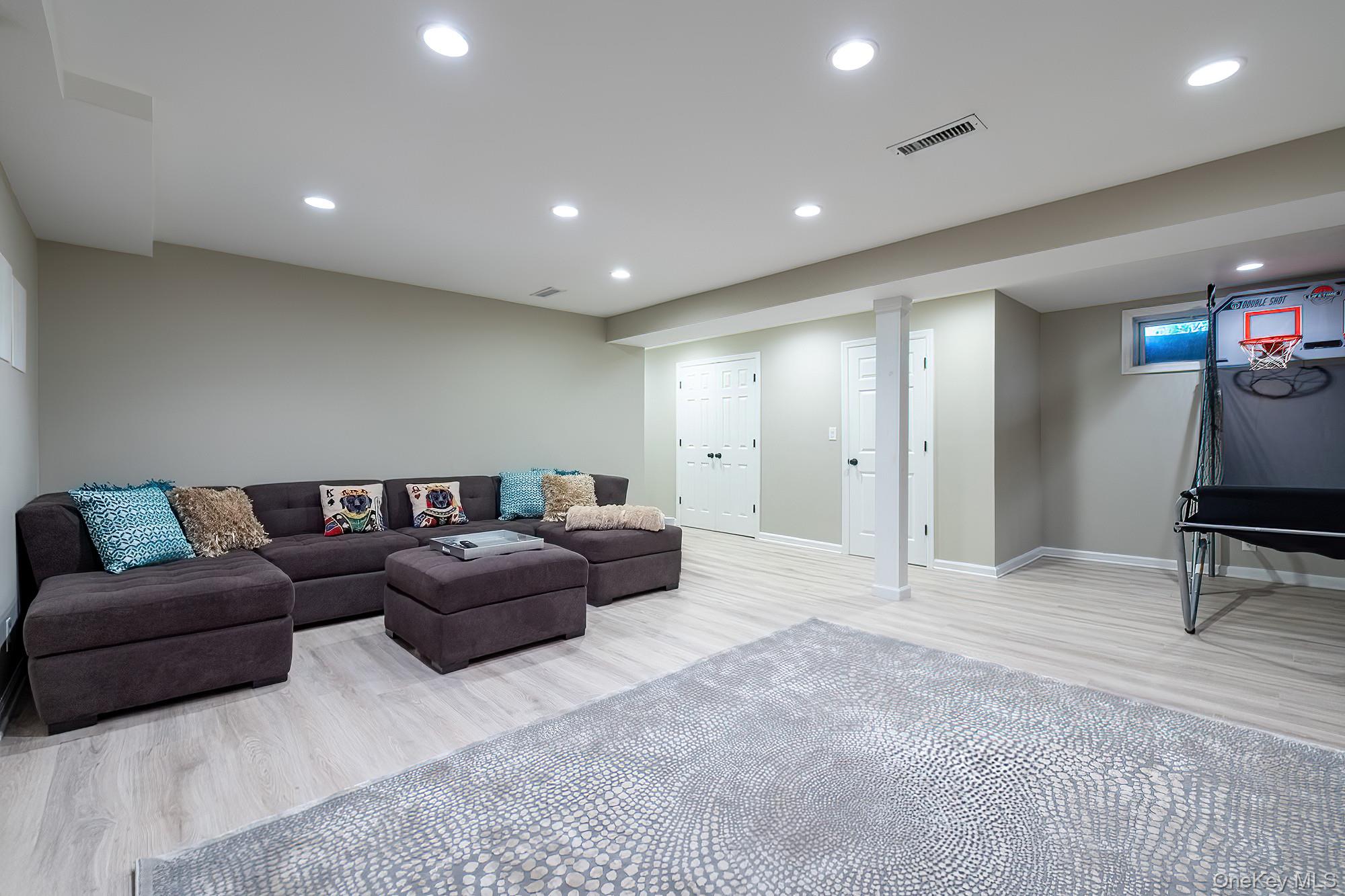 53 Country Ridge Drive, Rye Brook, NY 10573