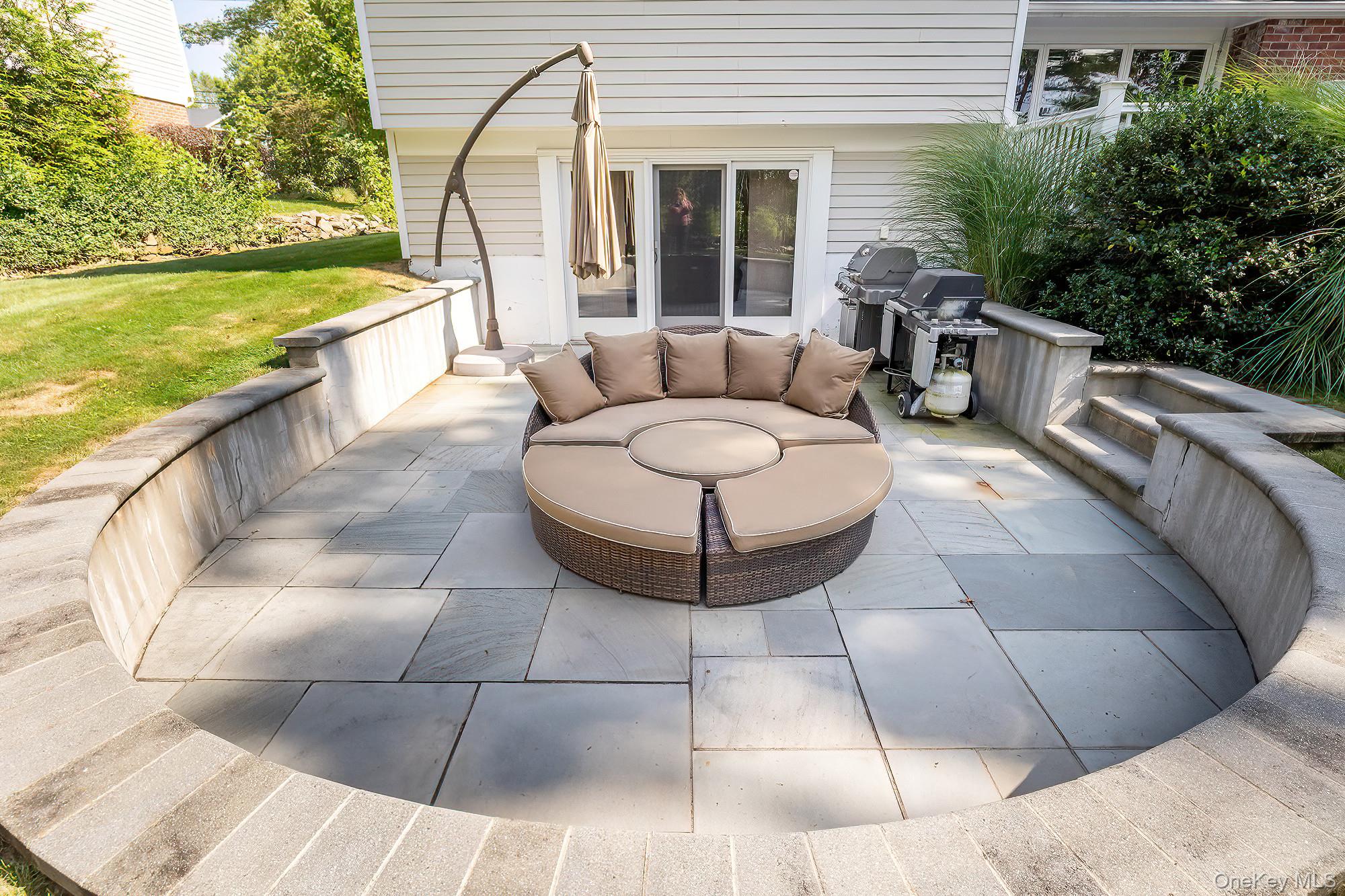 53 Country Ridge Drive, Rye Brook, NY 10573