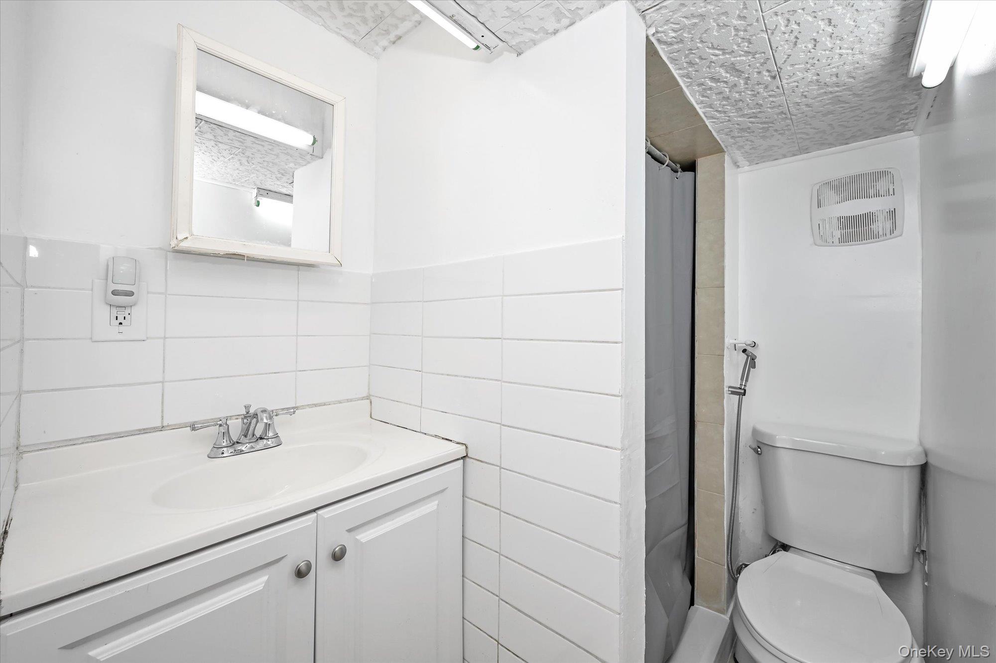 206-50 46th Avenue, Bayside, NY 11361