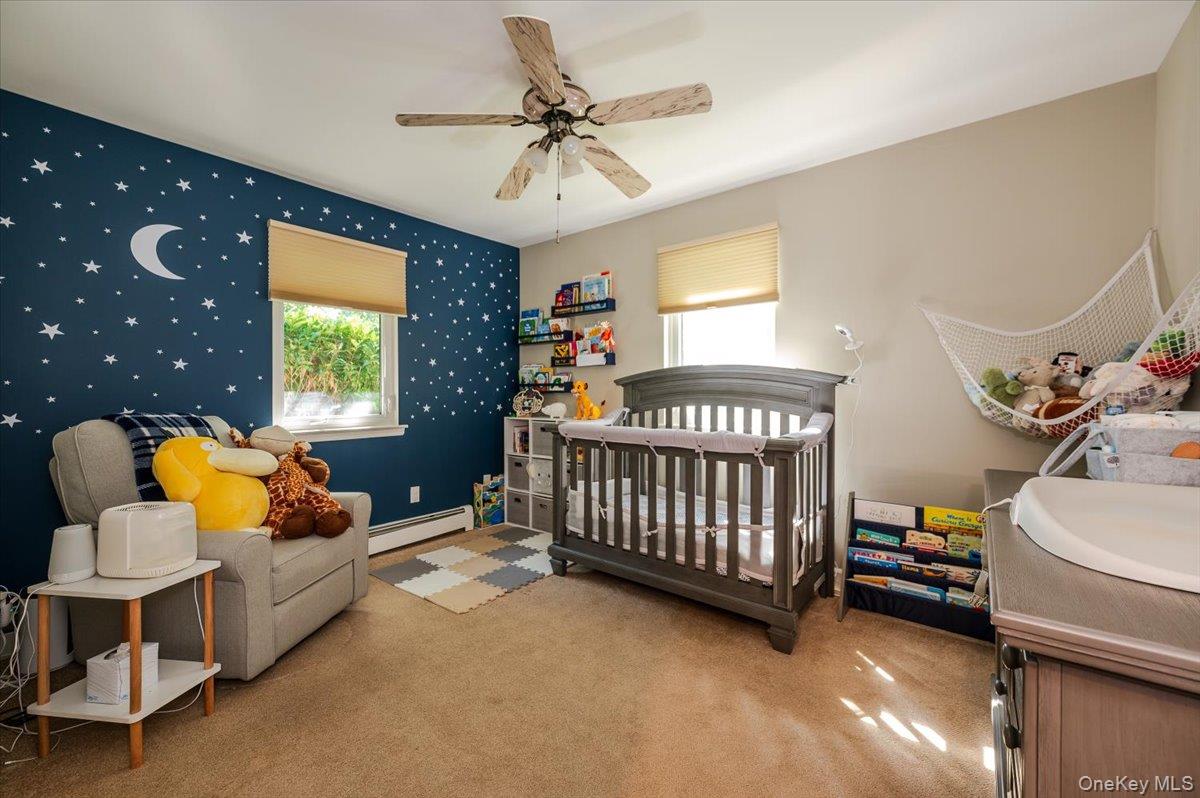 10 Pashen Place, Dix Hills, NY 11746