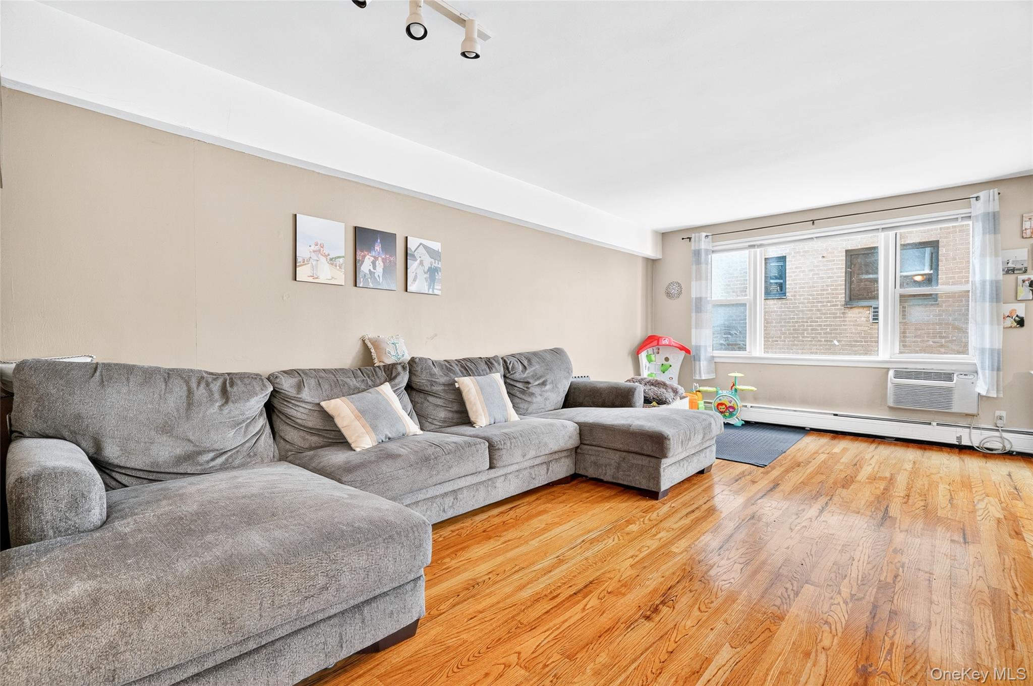 120 E Hartsdale Avenue # 3M, Hartsdale, NY 10530