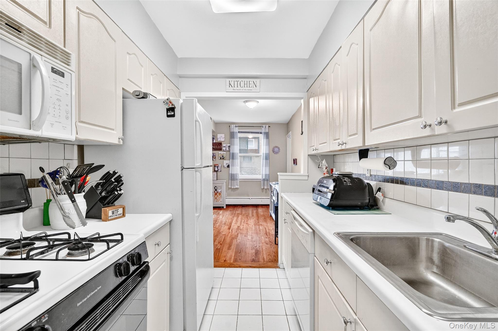 120 E Hartsdale Avenue # 3M, Hartsdale, NY 10530