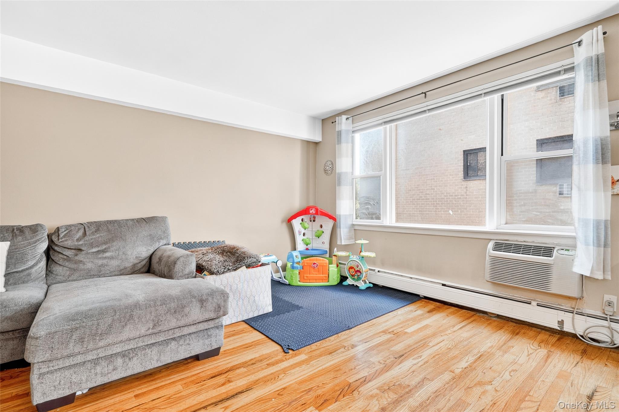 120 E Hartsdale Avenue # 3M, Hartsdale, NY 10530