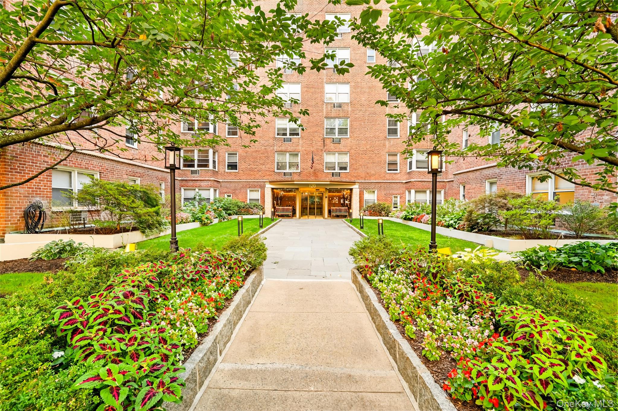 120 E Hartsdale Avenue # 3M, Hartsdale, NY 10530