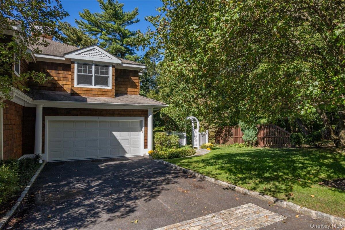 1 Riverpointe Road, Hastings-on-Hudson, NY 10706