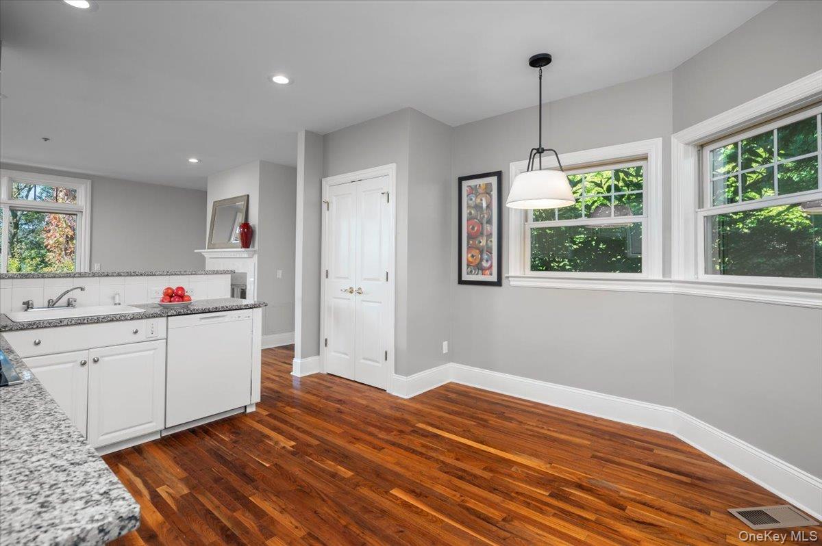 1 Riverpointe Road, Hastings-on-Hudson, NY 10706