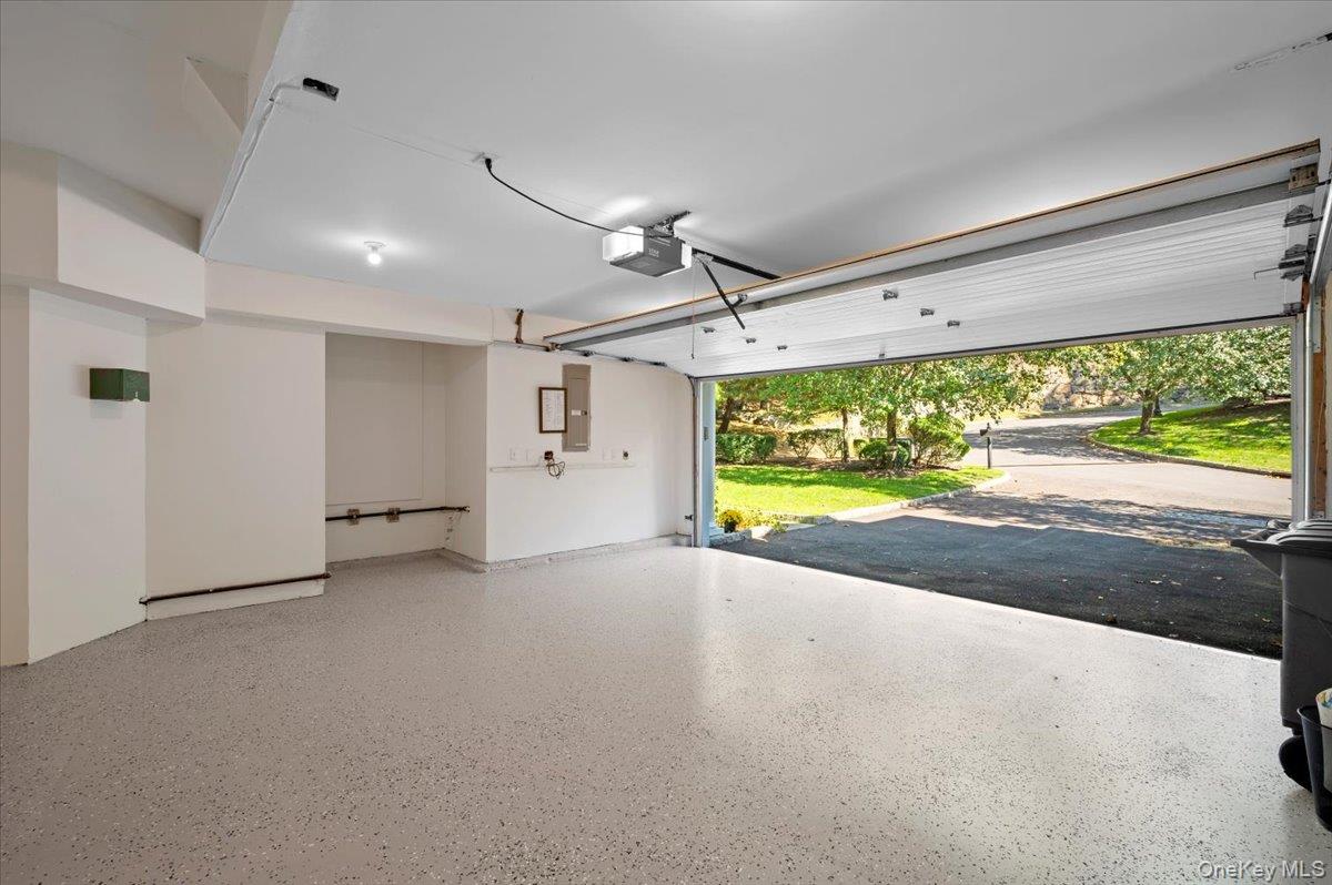 1 Riverpointe Road, Hastings-on-Hudson, NY 10706