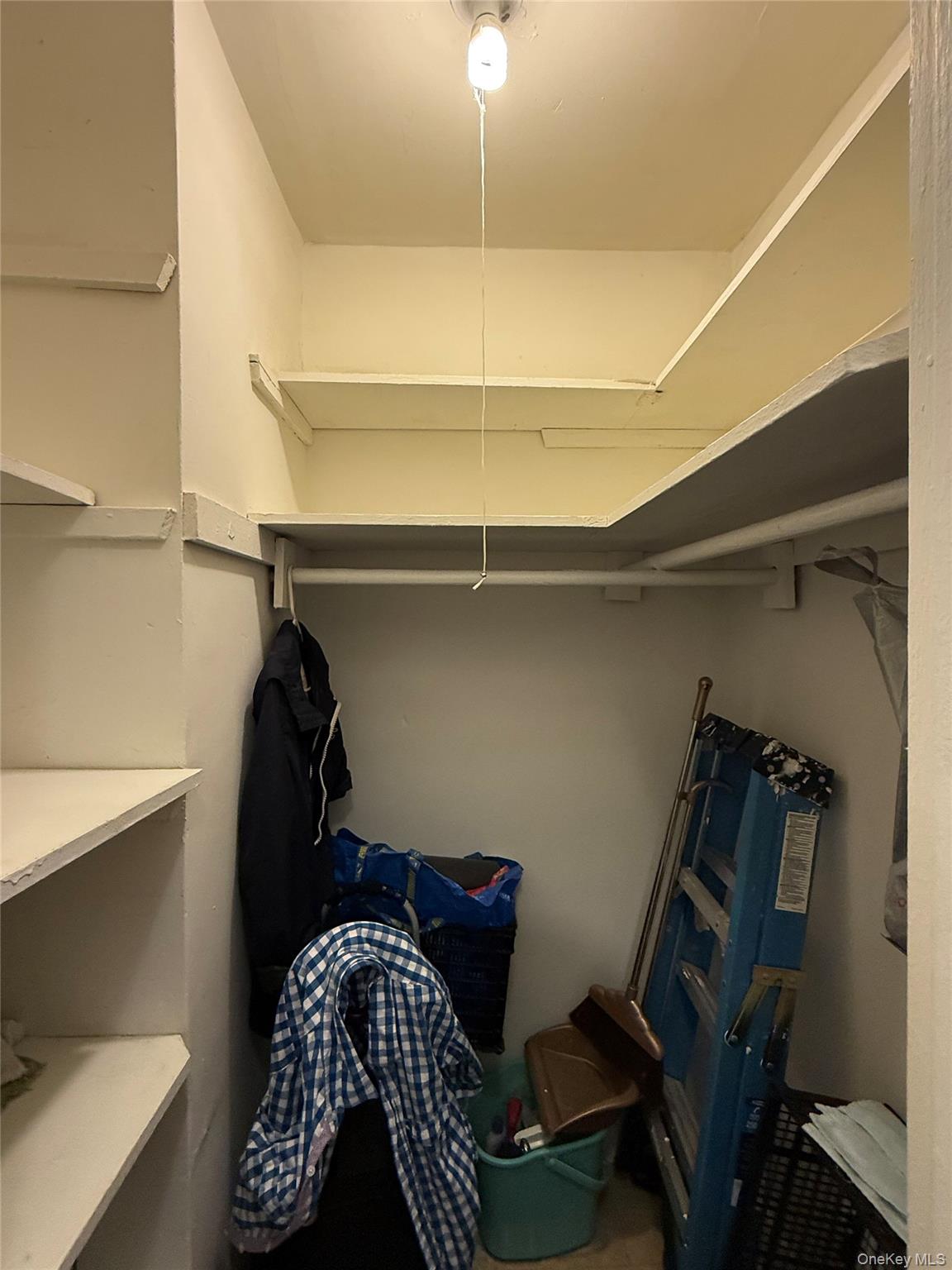 14430 Roosevelt Avenue # 104, Flushing, NY 11354