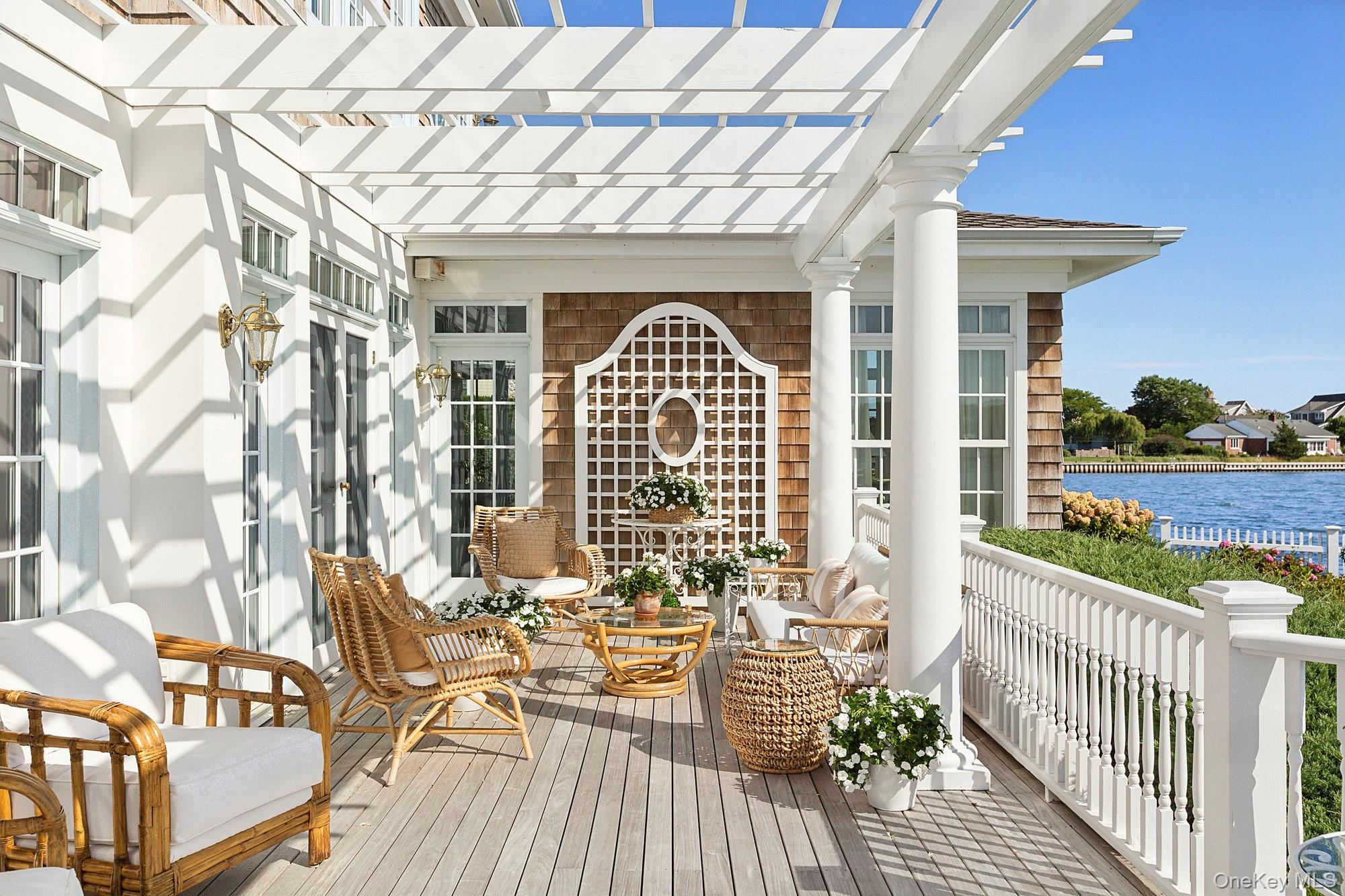 19 Canal Way, Hampton Bays, NY 11946