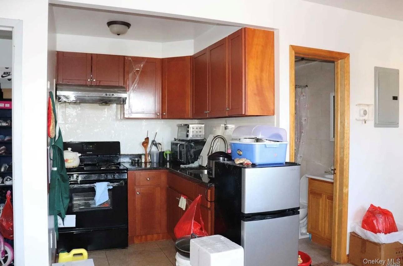 901 50th Street # 4A, Brooklyn, NY 11219