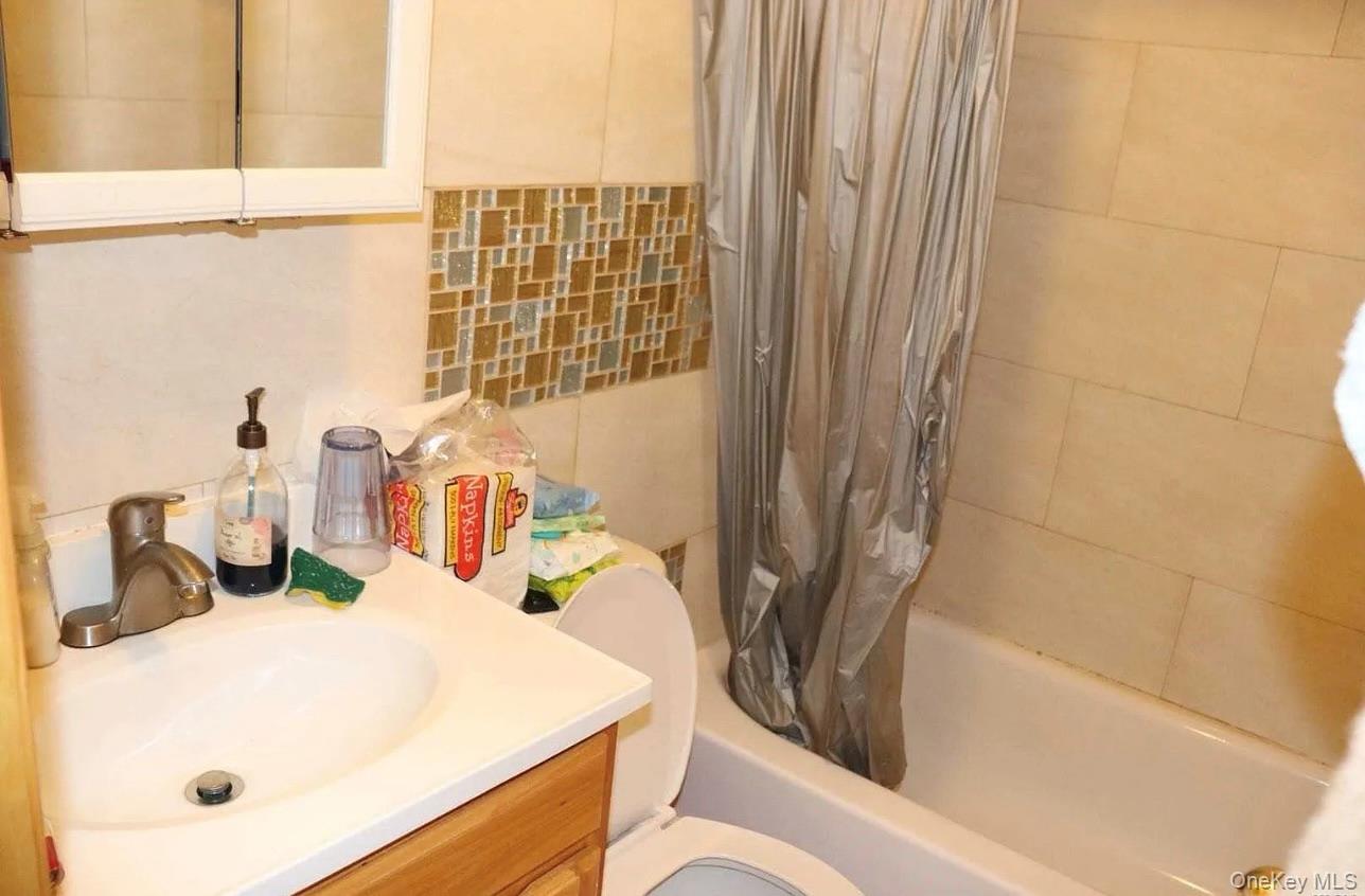 901 50th Street # 4A, Brooklyn, NY 11219