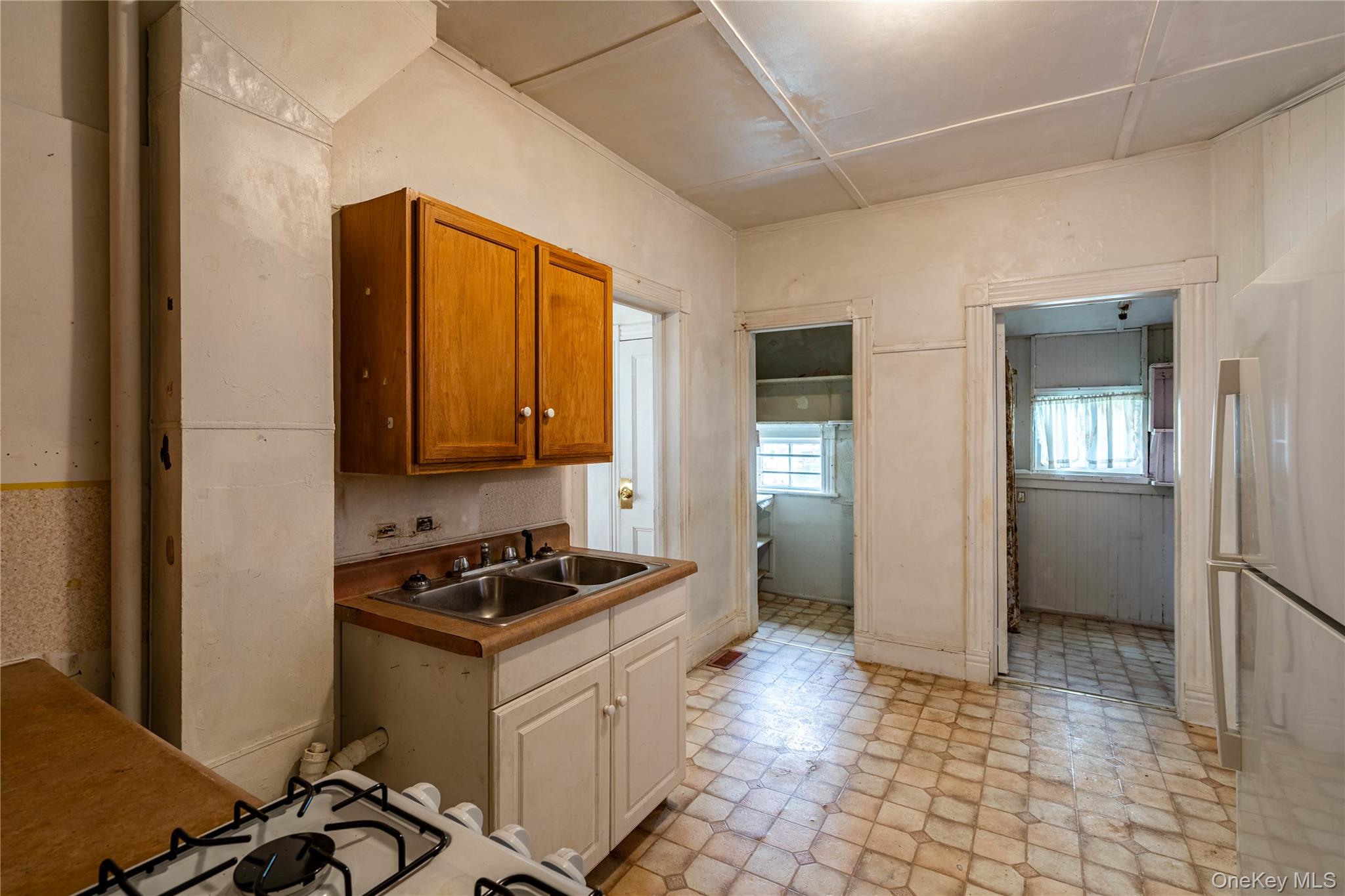 20 Benton Avenue, Middletown, NY 10940