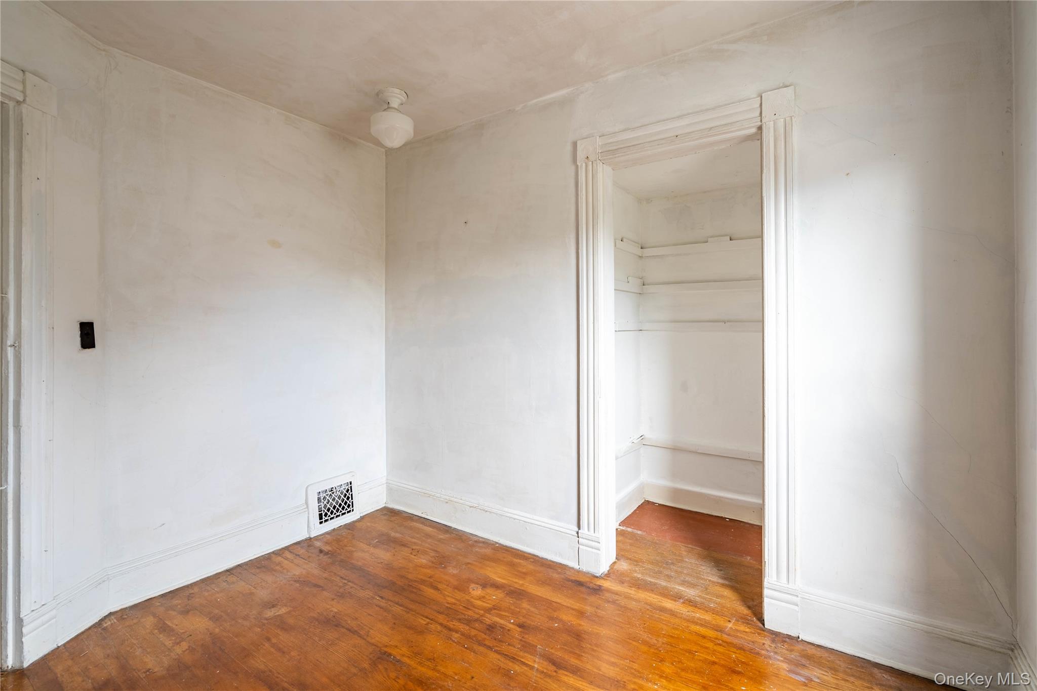 20 Benton Avenue, Middletown, NY 10940